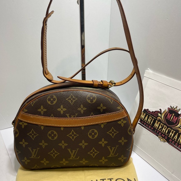 Louis Vuitton Blois in Monogram, with dust bag. - Picture 15 of 16